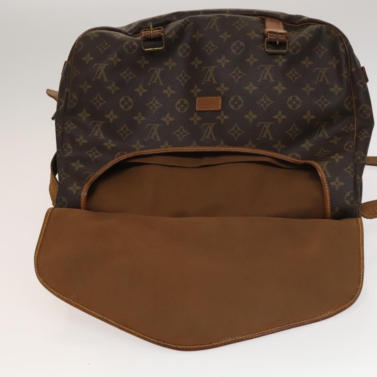 LOUIS VUITTON Monogram Saumur 43 Shoulder Bag M42252 LV Auth 135367