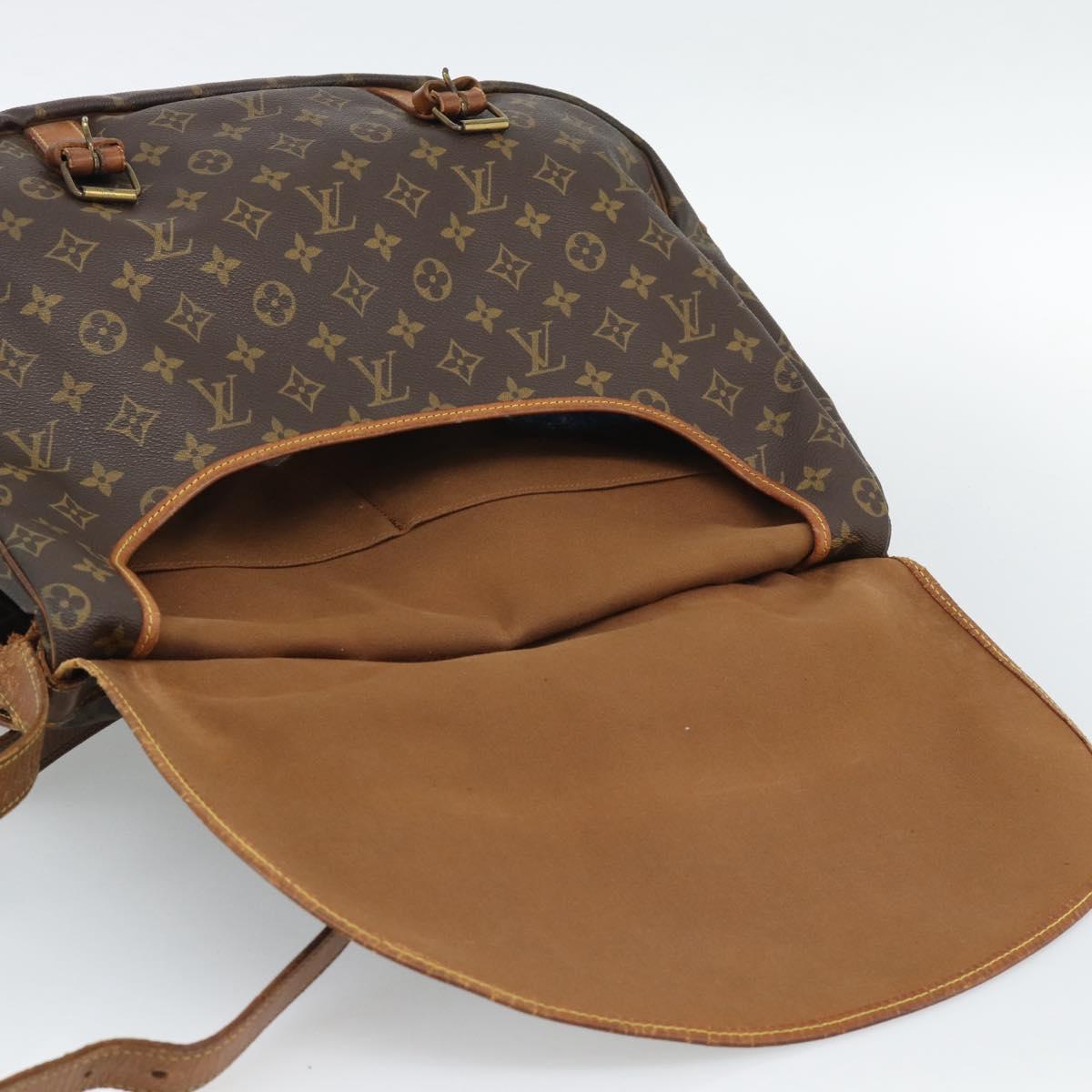 LOUIS VUITTON Monogram Saumur 43 Shoulder Bag M42252 LV Auth 135367