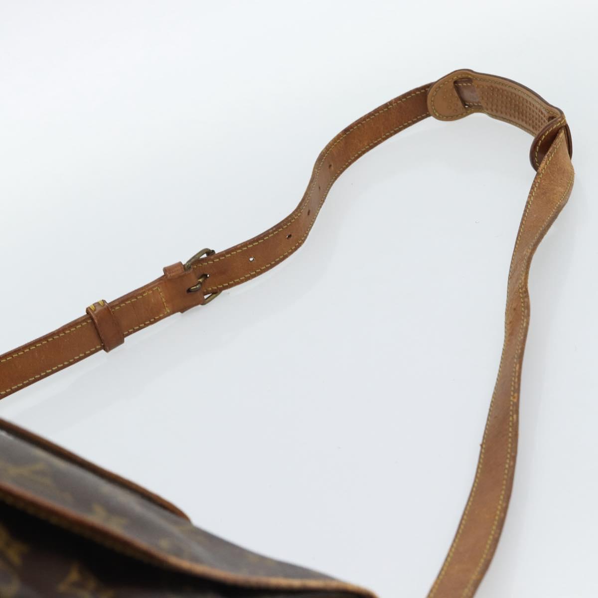LOUIS VUITTON Monogram Saumur 43 Shoulder Bag M42252 LV Auth 135367