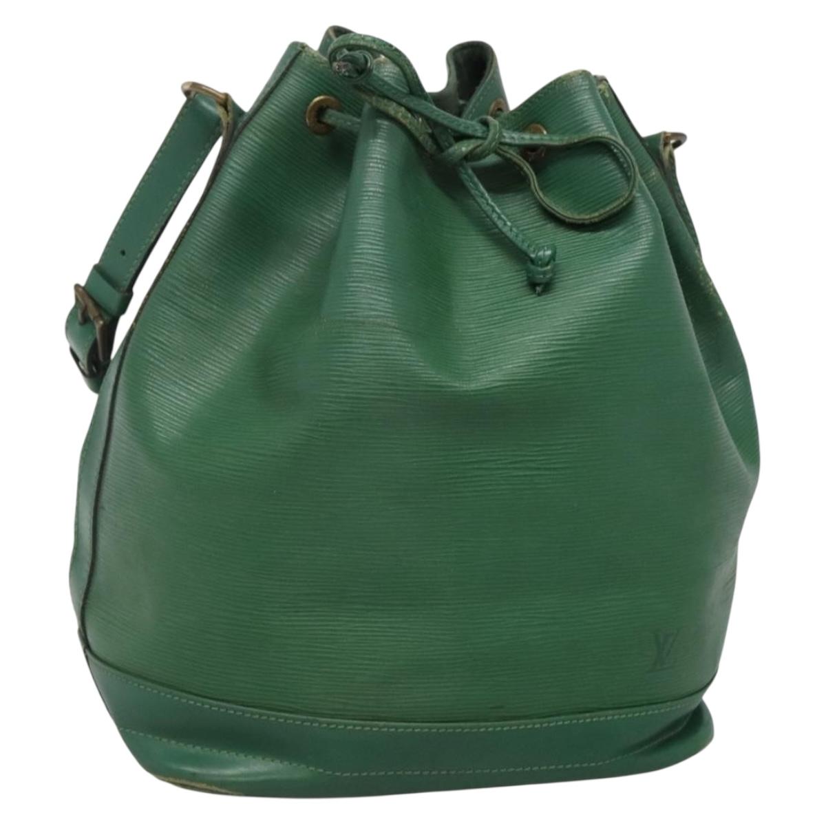 LOUIS VUITTON Epi Noe Shoulder Bag Green M44004 LV Auth 135420