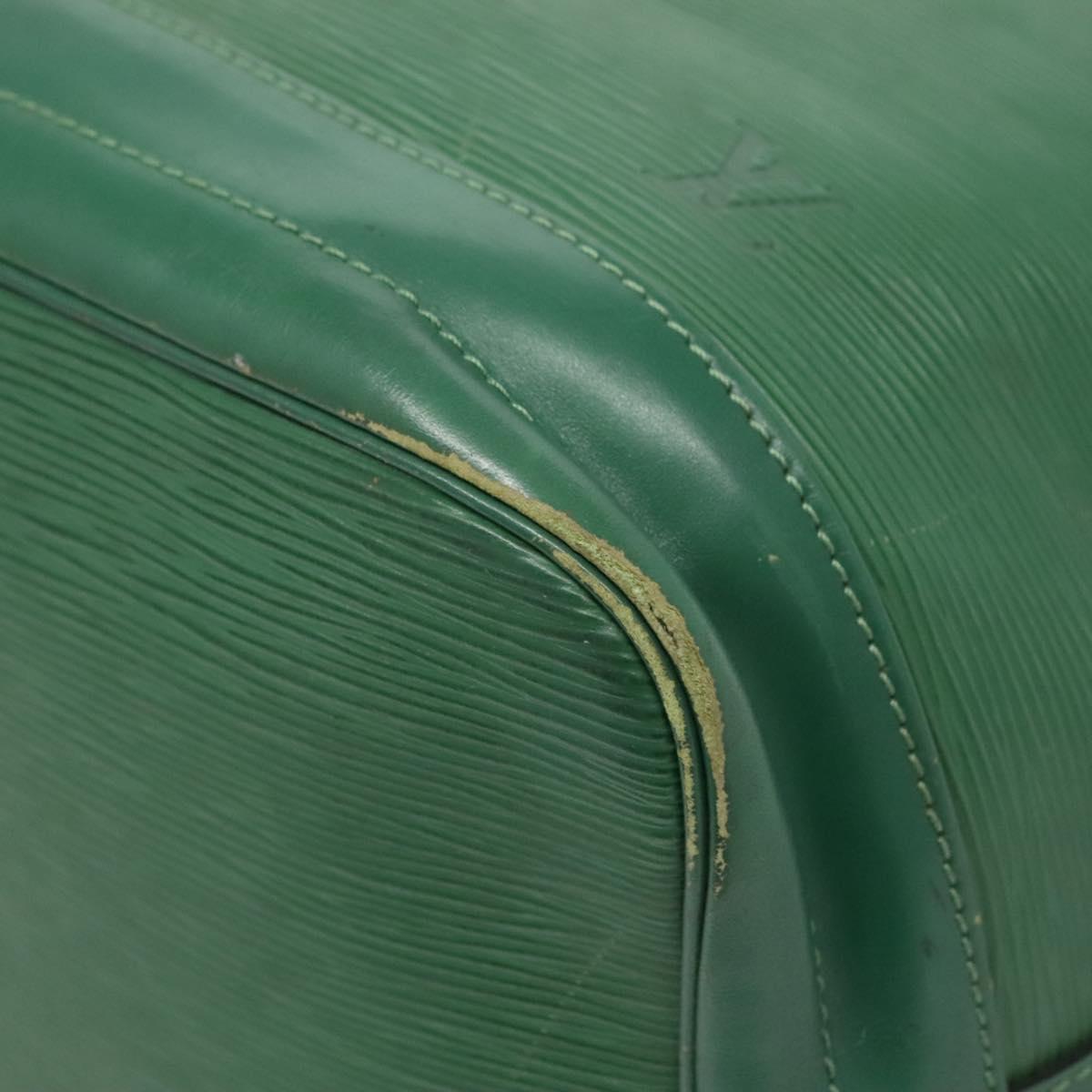 LOUIS VUITTON Epi Noe Shoulder Bag Green M44004 LV Auth 135420