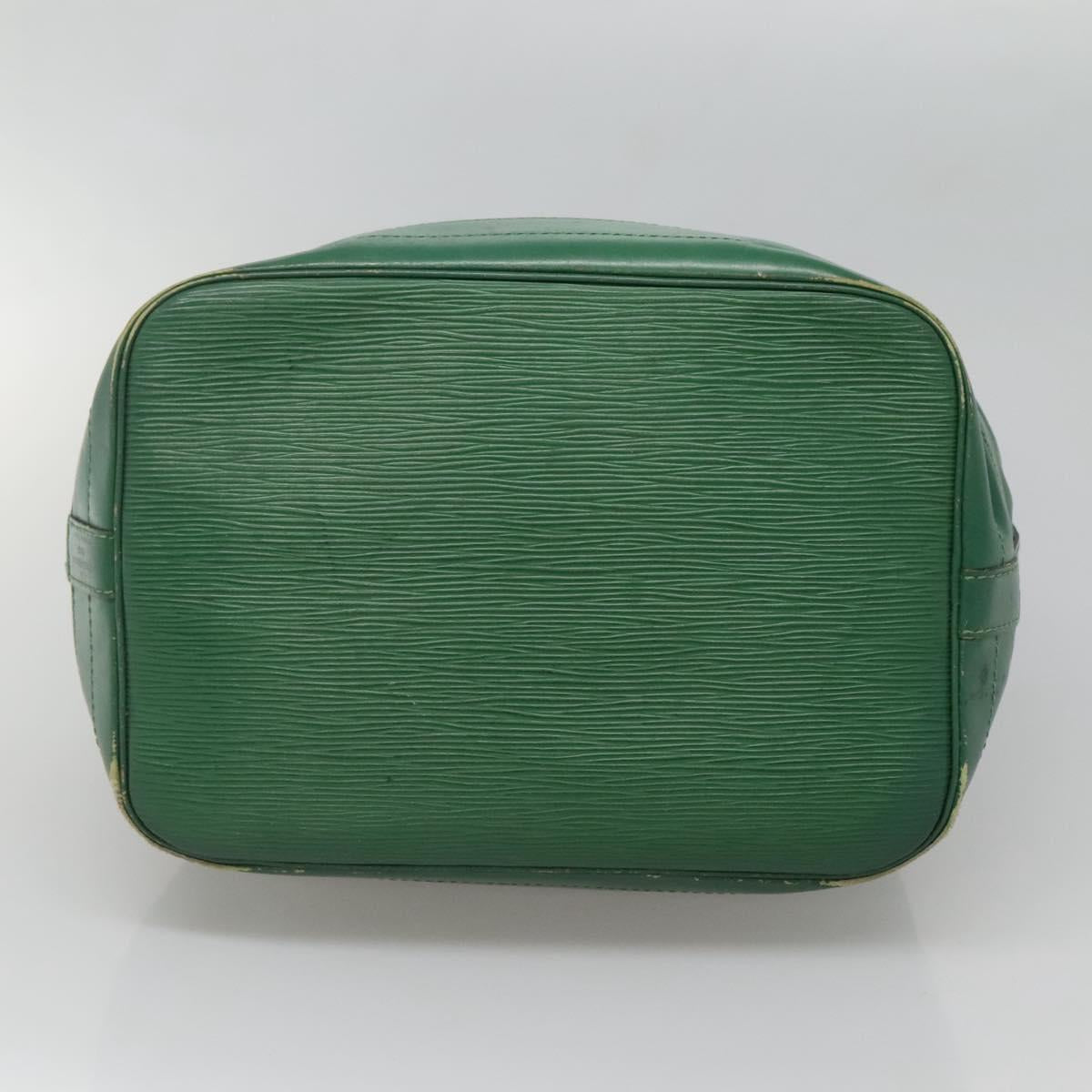 LOUIS VUITTON Epi Noe Shoulder Bag Green M44004 LV Auth 135420