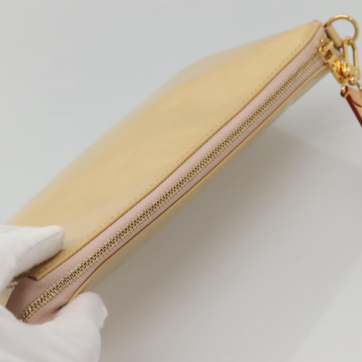 LOUIS VUITTON Vernis Pochette Accessoires Rose Angelique M90072 LV Auth 135464