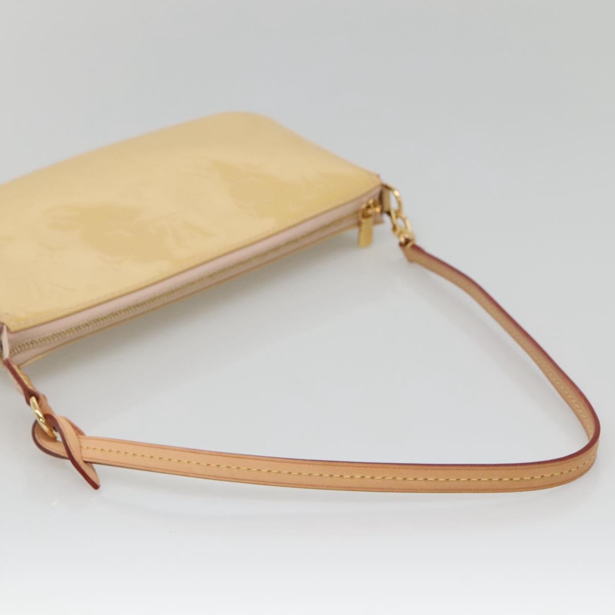 LOUIS VUITTON Vernis Pochette Accessoires Rose Angelique M90072 LV Auth 135464