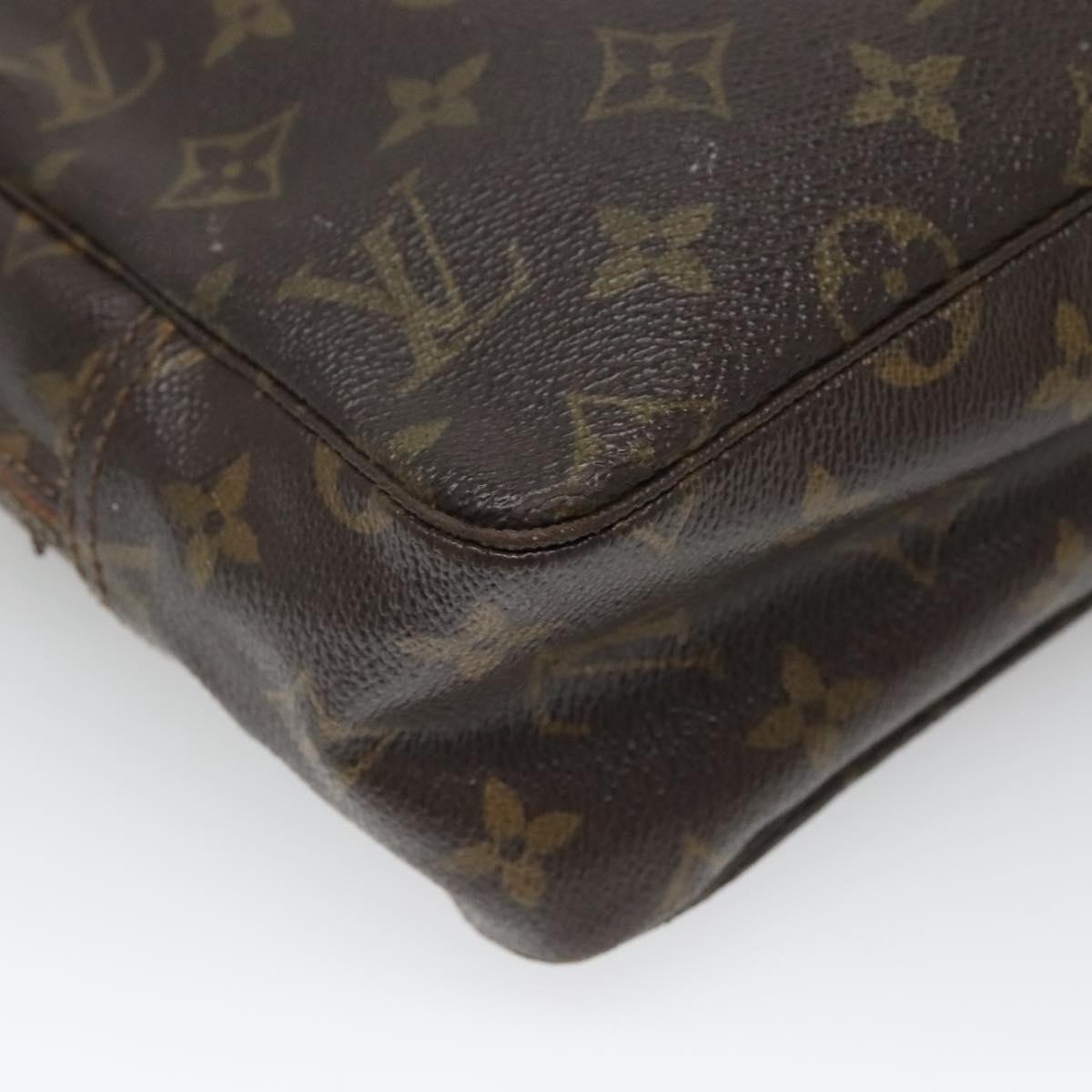 LOUIS VUITTON Monogram Trousse Toilette 28 Clutch Bag M47522 LV Auth 135734