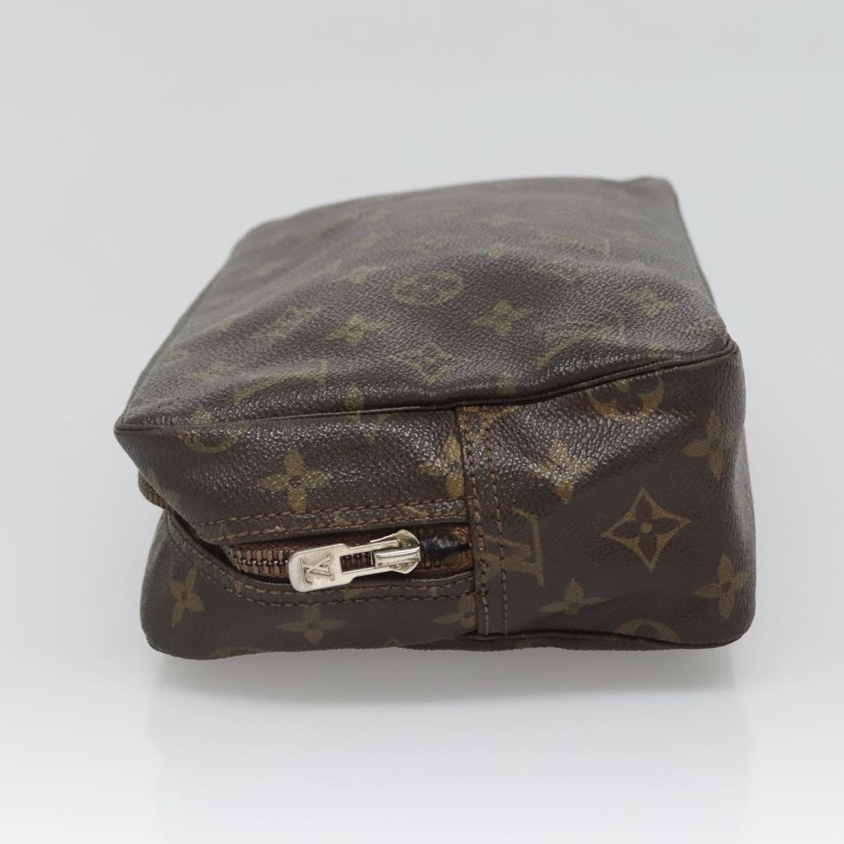 LOUIS VUITTON Monogram Trousse Toilette 28 Clutch Bag M47522 LV Auth 135734