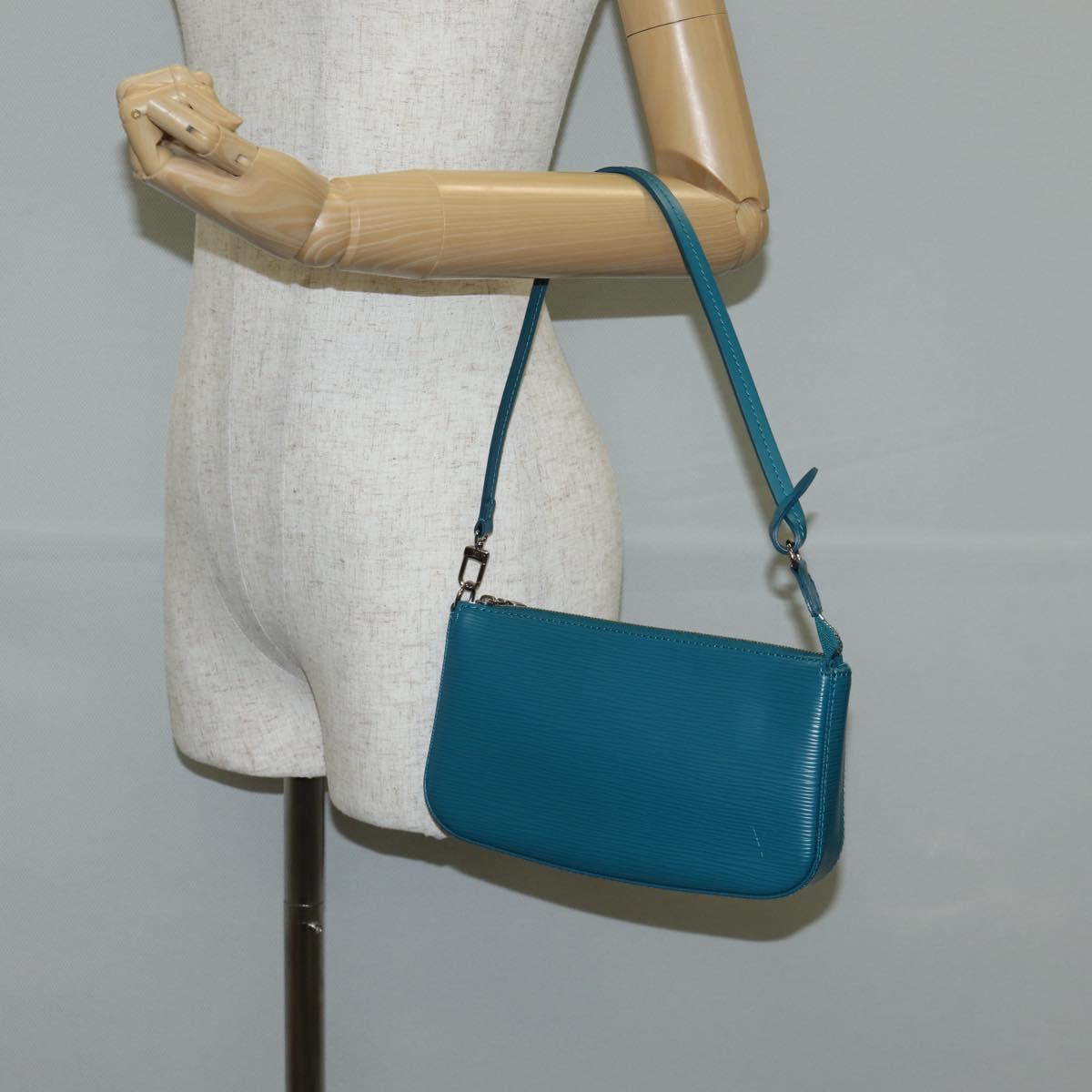 LOUIS VUITTON Epi Pochette Accessoires Pouch Cyan M40823 LV Auth 135779V