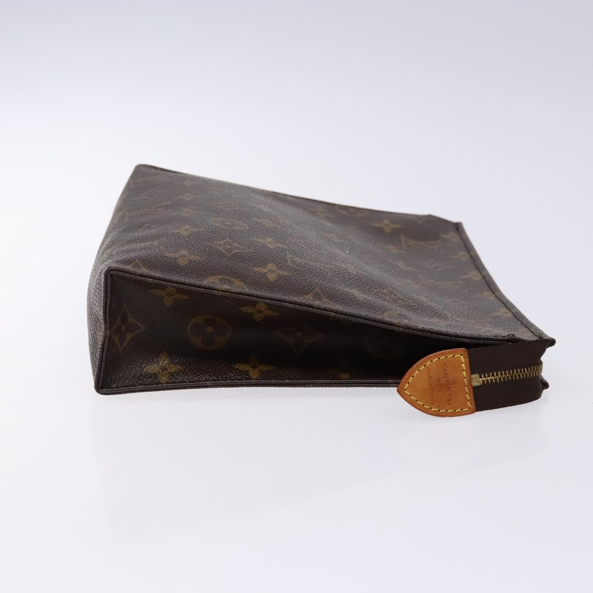 LOUIS VUITTON Monogram Poche Toilette 26 Pouch M47542 LV Auth 135896