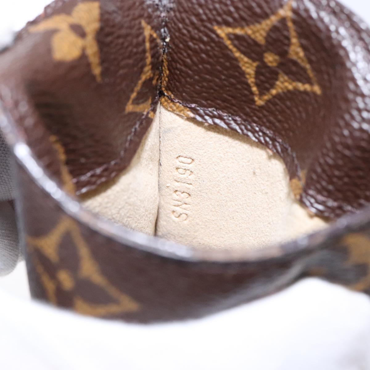 LOUIS VUITTON Monogram Etui Lunette MM Glasses Case M66544 LV Auth 135903