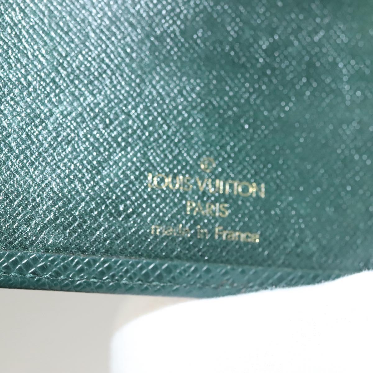 LOUIS VUITTON Taiga Agenda MM Day Planner Cover Epicea R20403 LV Auth 135909