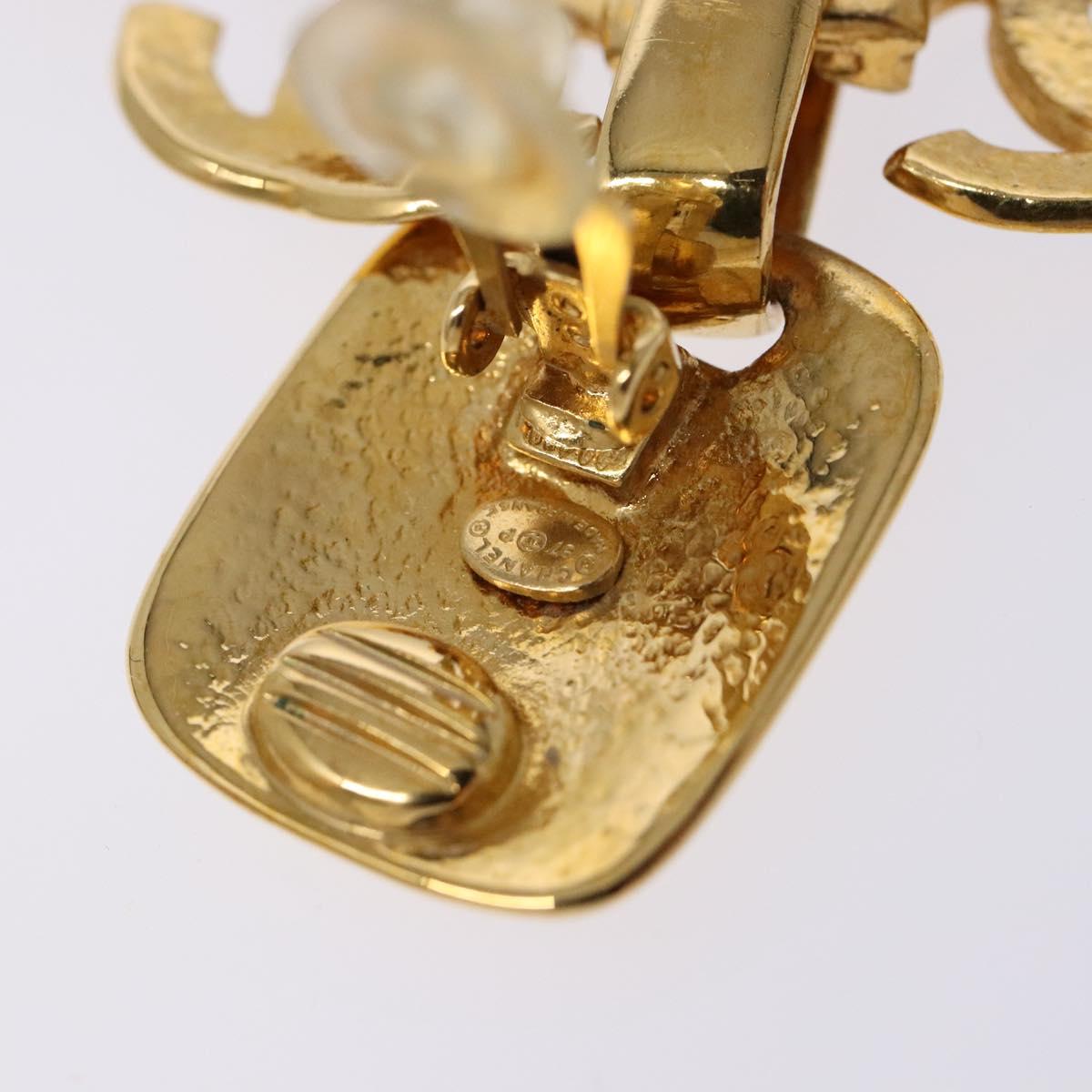 CHANEL COCO Mark Earring Metal Gold CC Auth 135951SAV