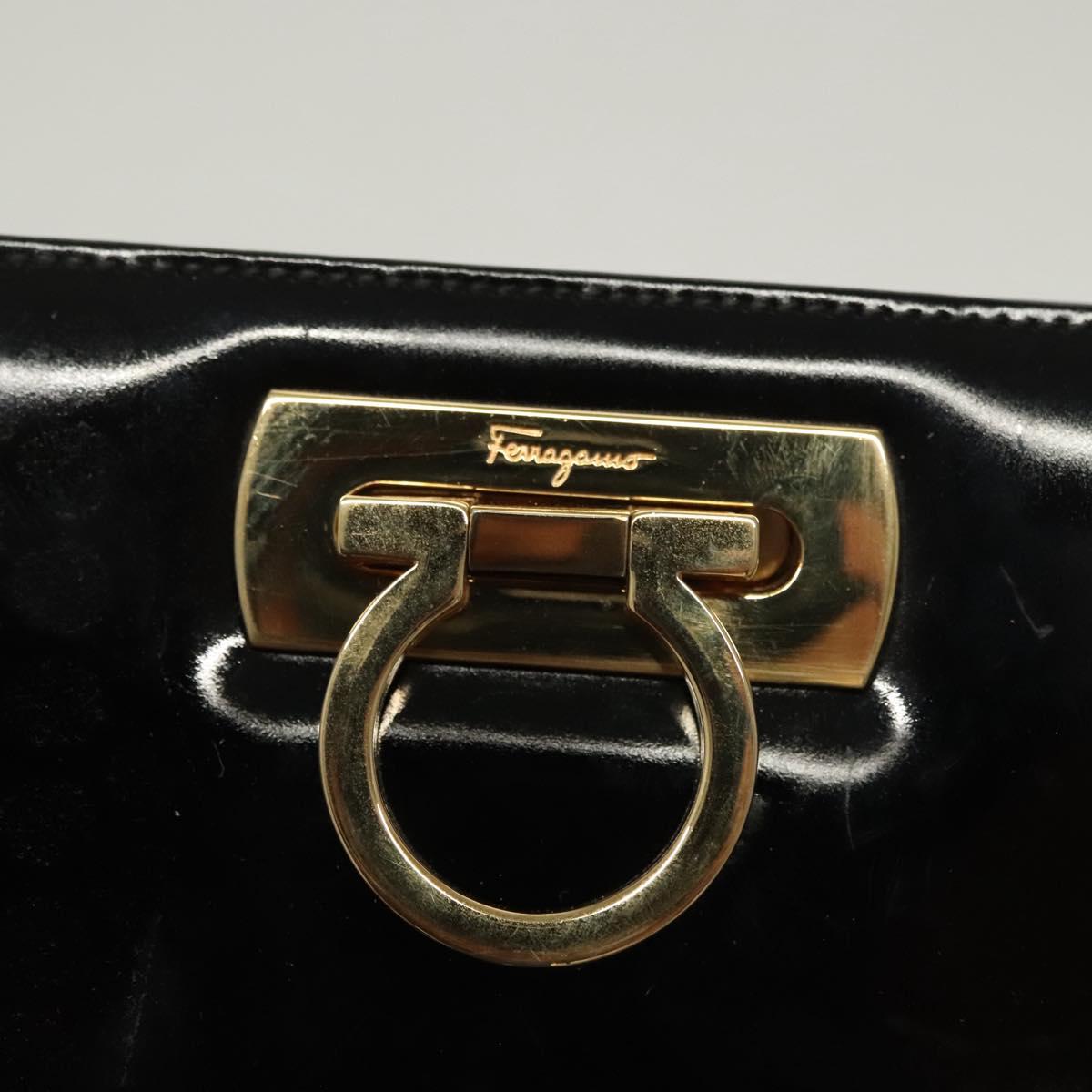Salvatore Ferragamo Gancini Chain Shoulder Bag Enamel Black Silver Auth 135991