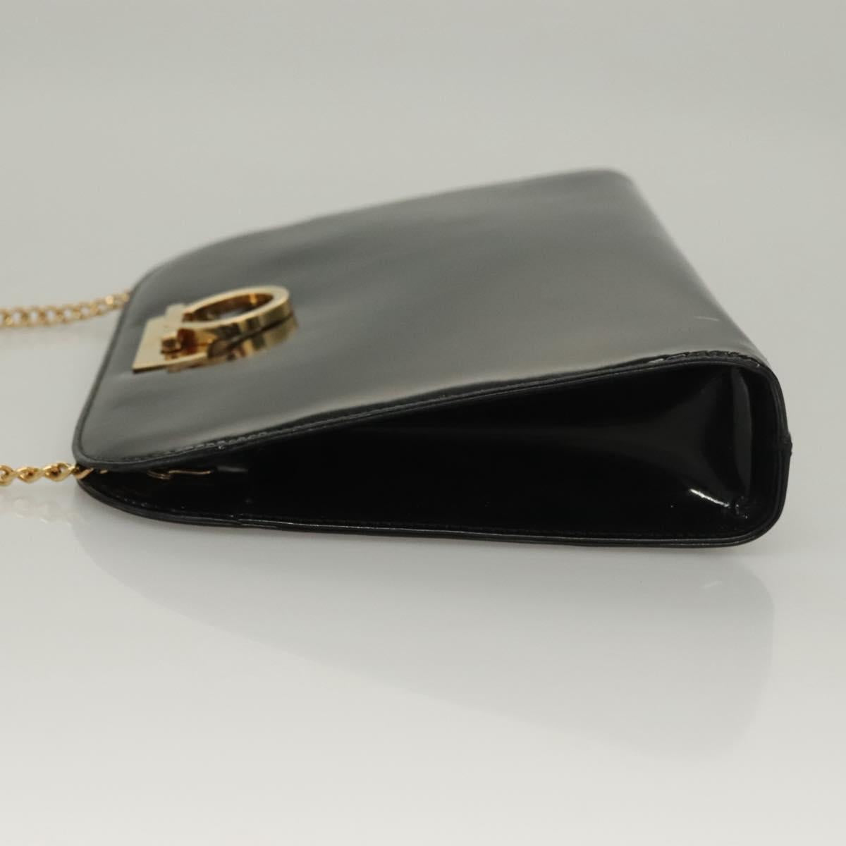 Salvatore Ferragamo Gancini Chain Shoulder Bag Enamel Black Silver Auth 135991
