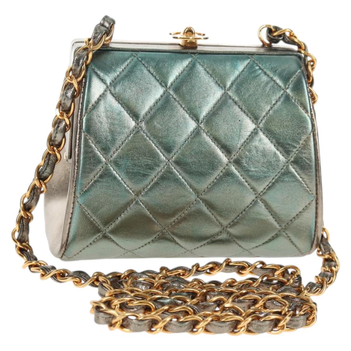 CHANEL Matelasse Chain Shoulder Bag Leather Green CC Auth 136053SAV