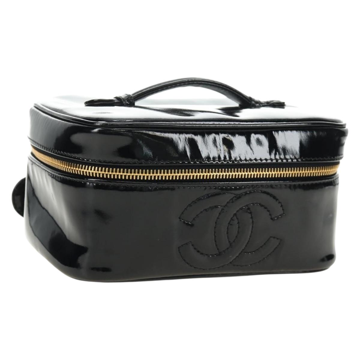 CHANEL Vanity Pouch Patent leather Black Gold CC Auth 136084