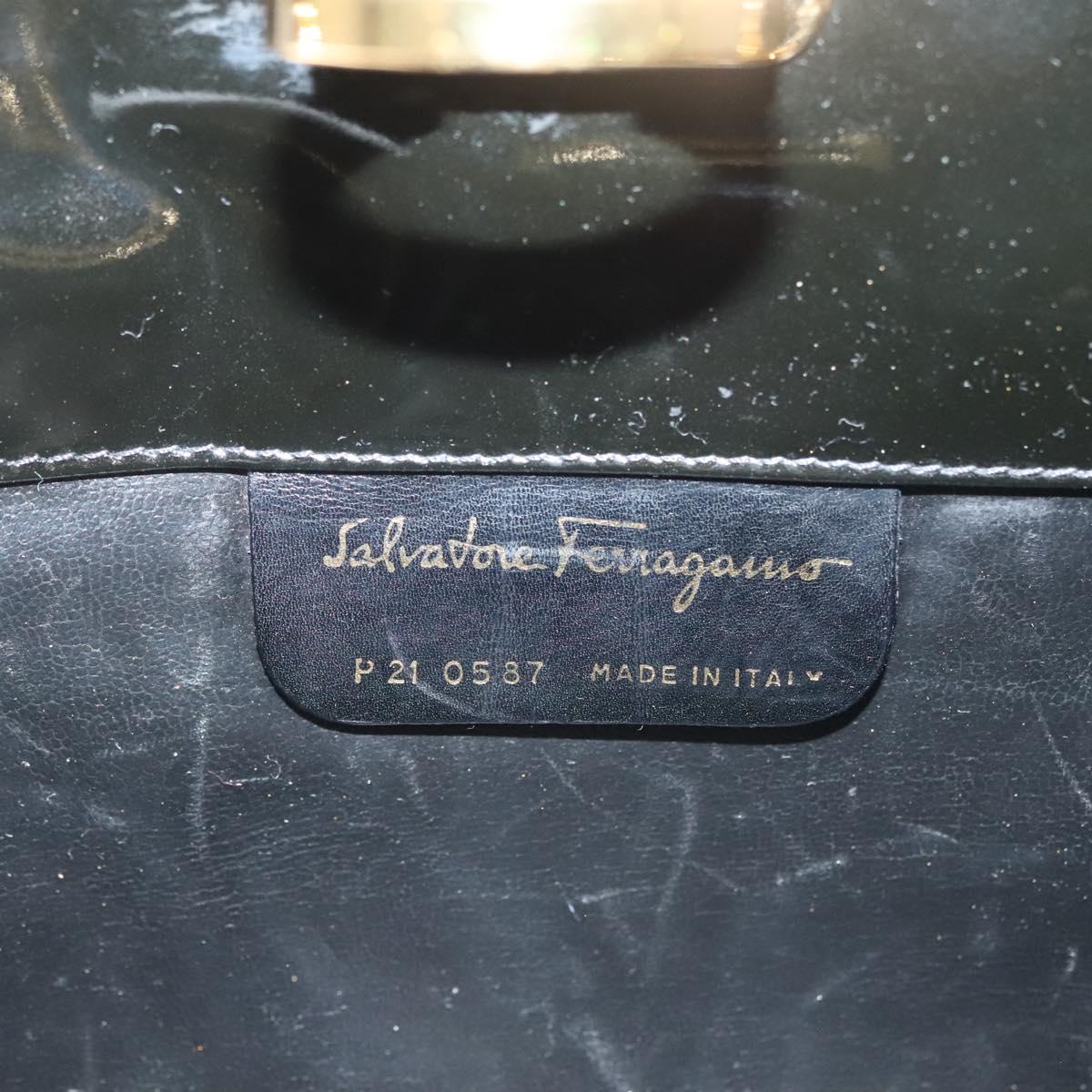 Salvatore Ferragamo Chain Gancini Bag Patent leather Black Gold Auth 136191