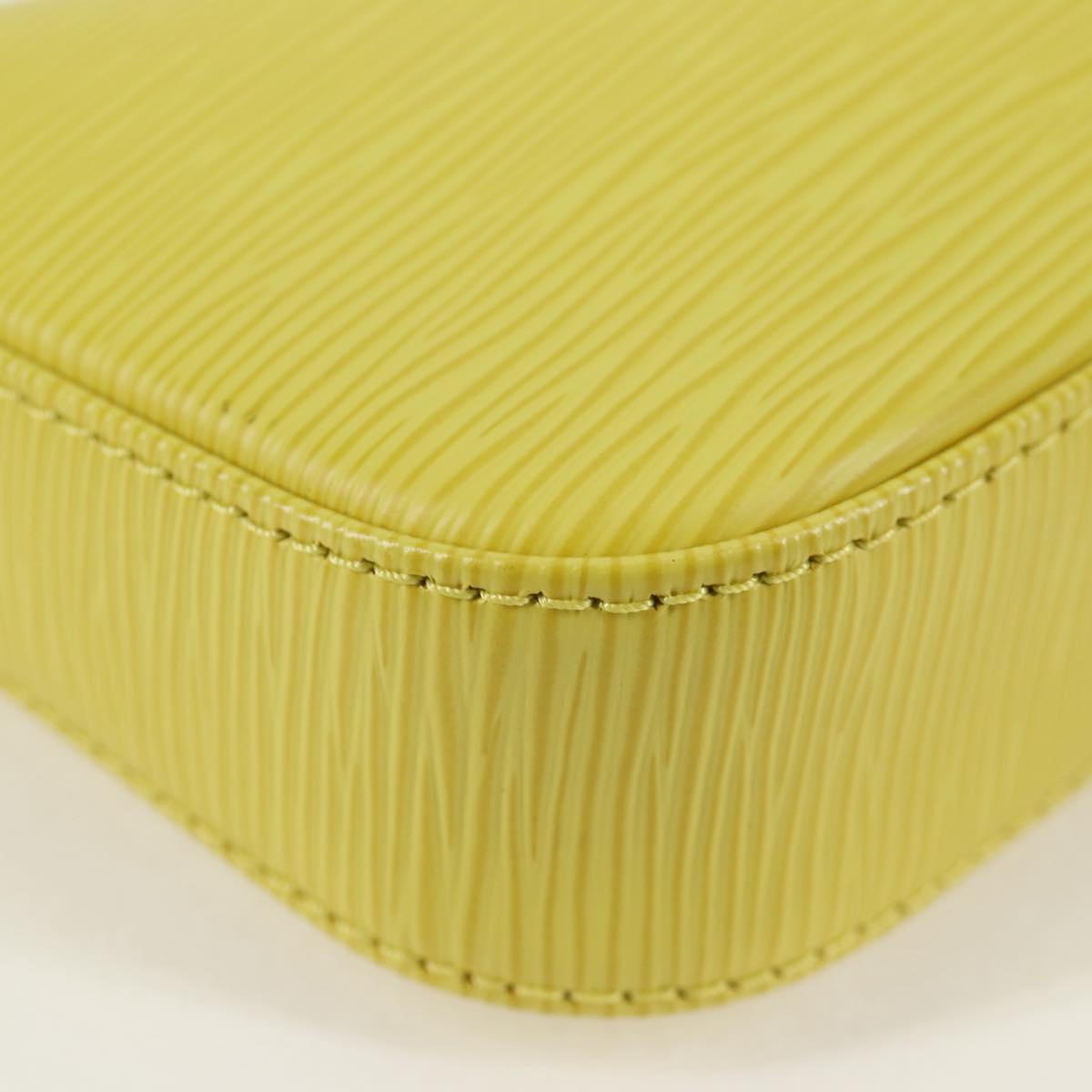 LOUIS VUITTON Epi Pochette Accessoires Pouch Pistachian M40975 LV Auth 136232V