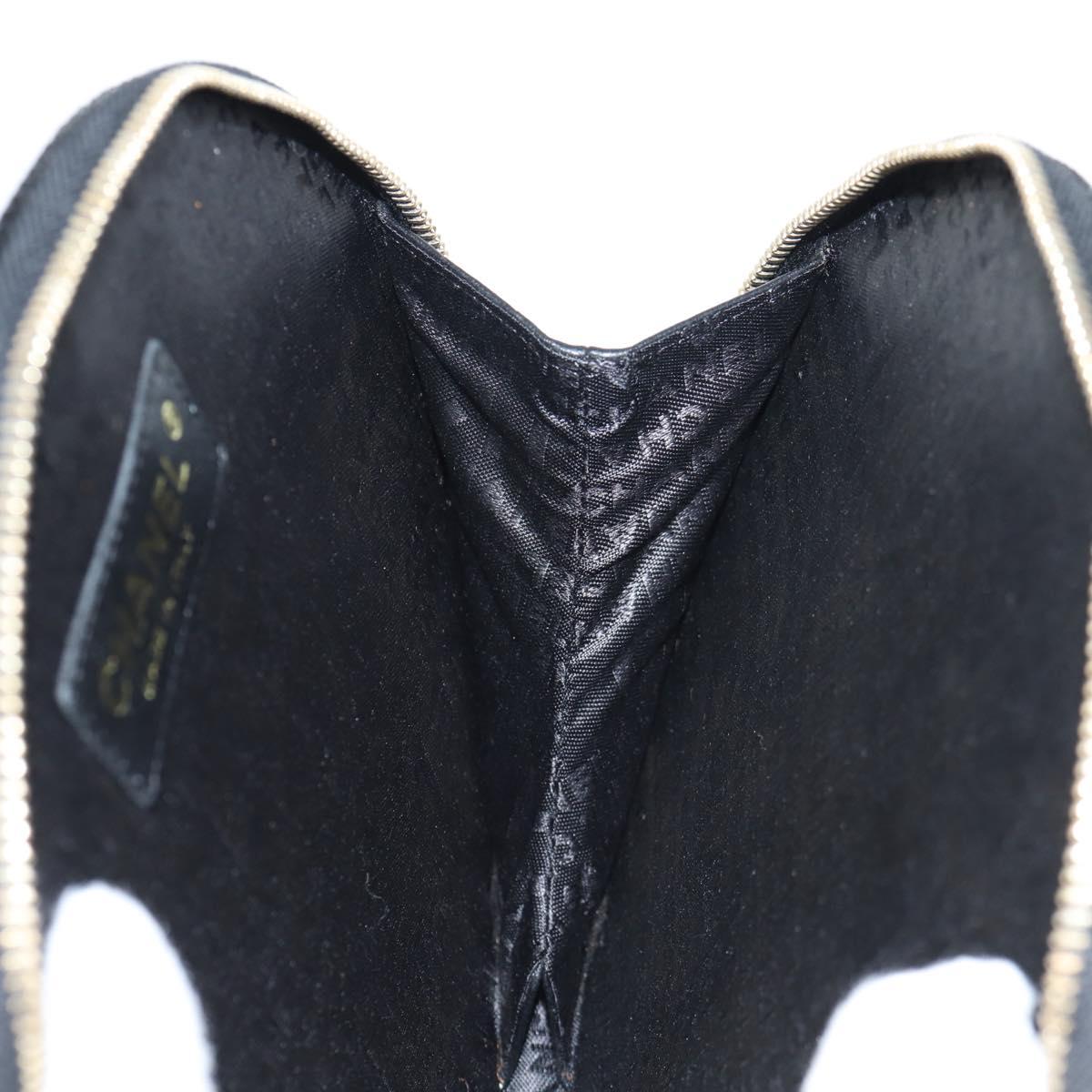 CHANEL Pouch Patent leather Black CC Auth 136541SM