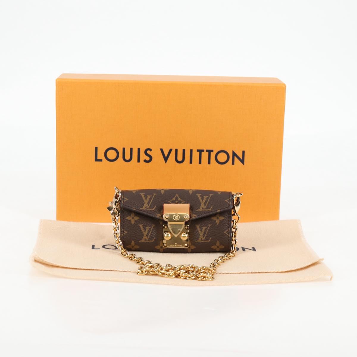 LOUIS VUITTON Monogram Bitsy Pouch M00991 LV Auth 136651M