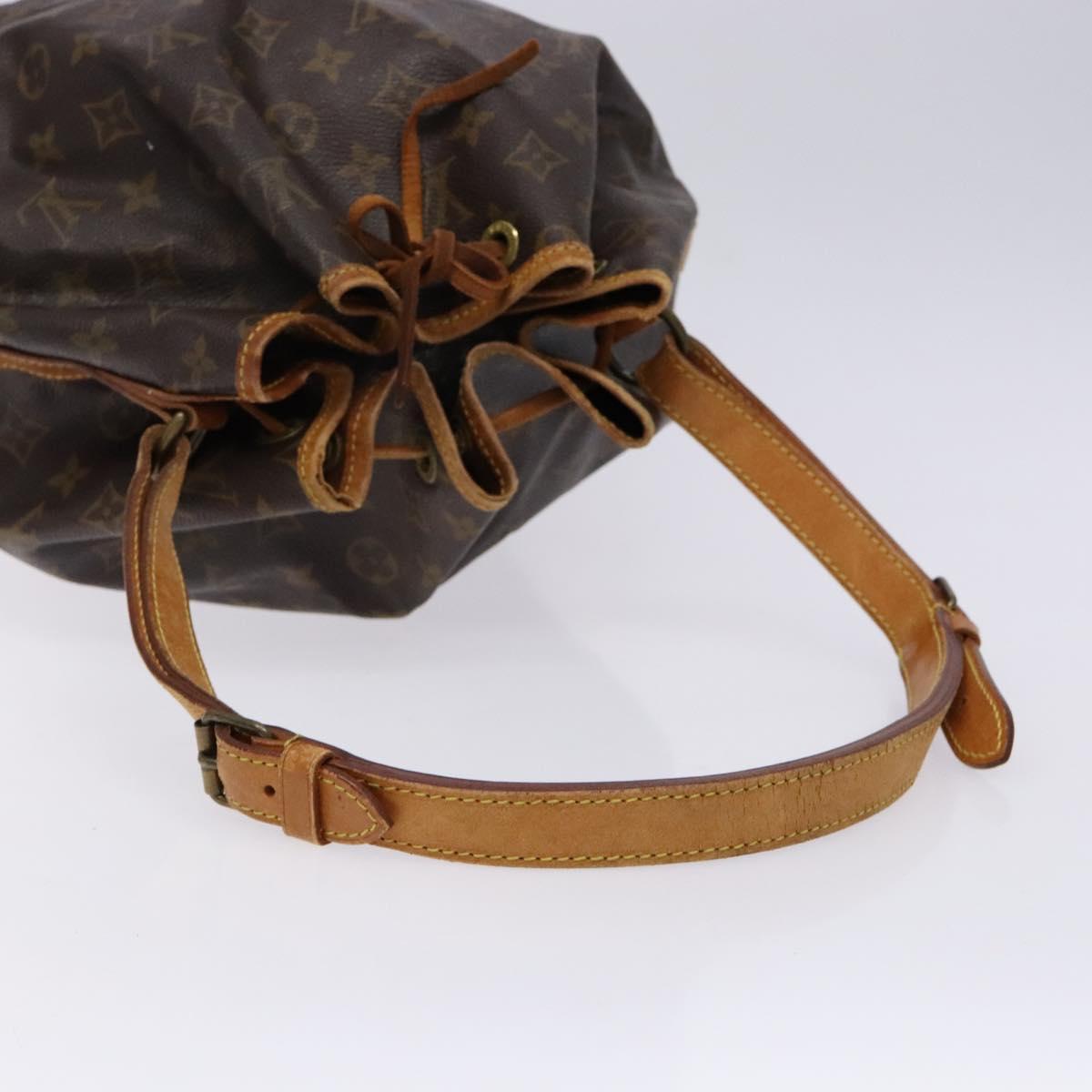 LOUIS VUITTON Monogram Noe Shoulder Bag M42224 LV Auth 136956