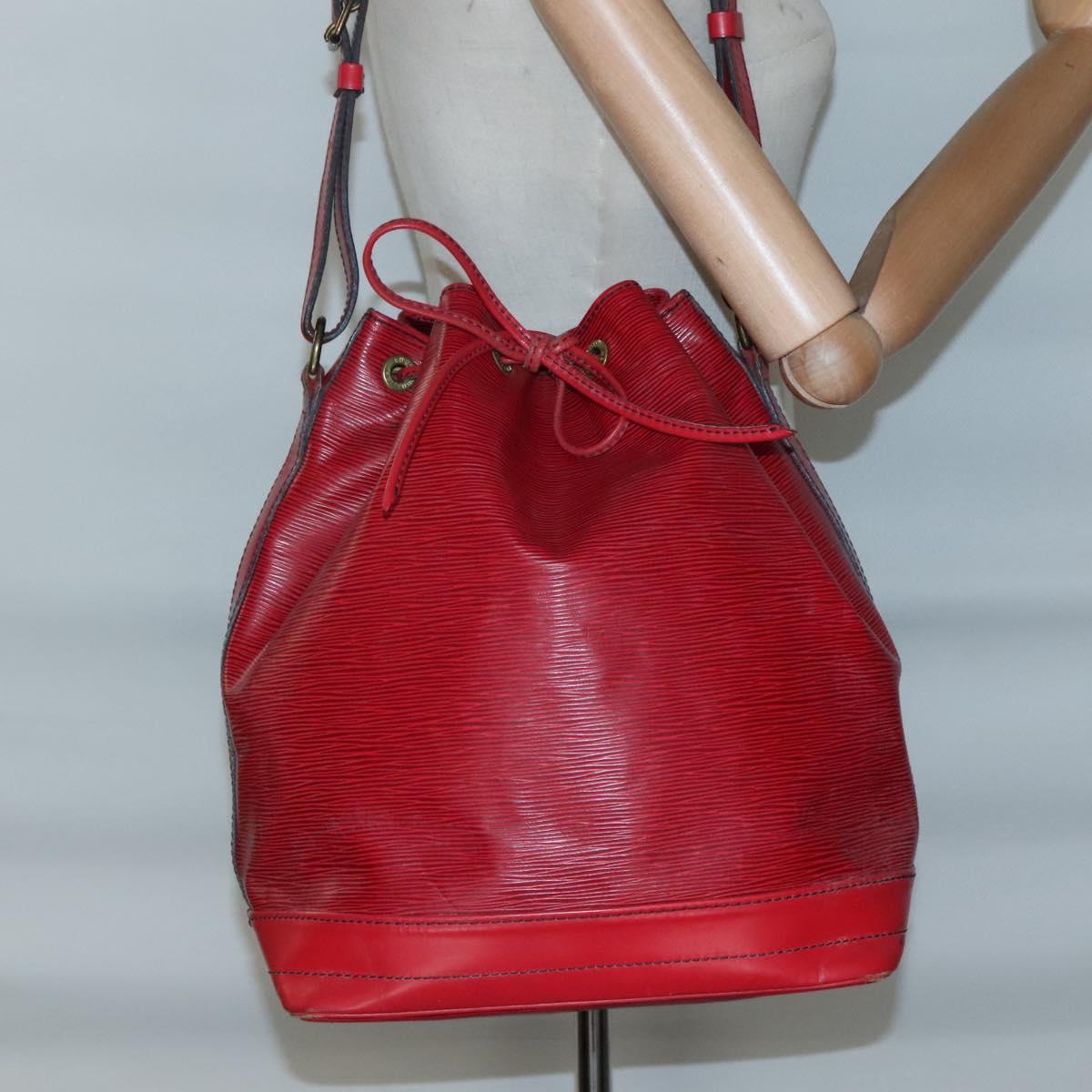 LOUIS VUITTON Epi Noe Shoulder Bag Red M44007 LV Auth 136984