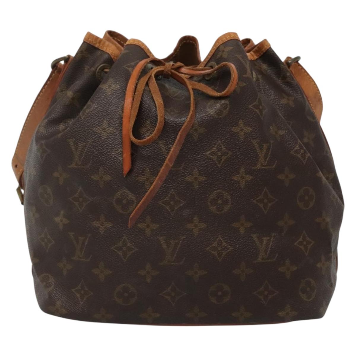 LOUIS VUITTON Monogram Petit Noe Shoulder Bag M42226 LV Auth 137017
