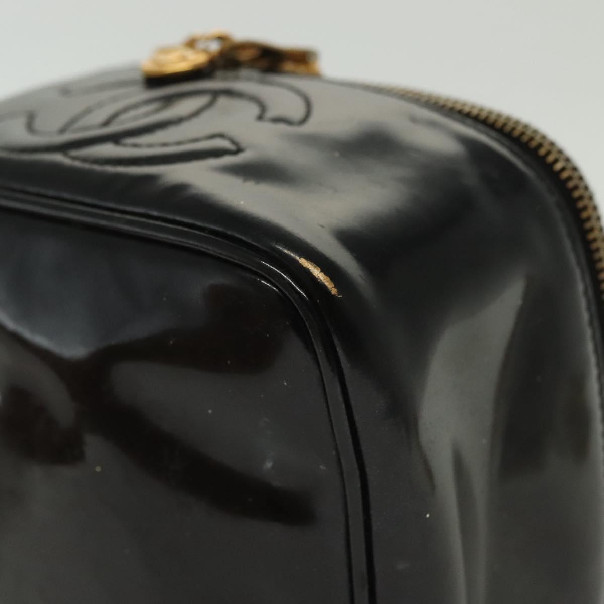 CHANEL Vanity Pouch Patent leather Black Gold CC Auth 137125