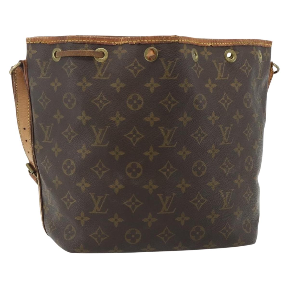 LOUIS VUITTON Monogram Petit Noe Shoulder Bag M42226 LV Auth 137263