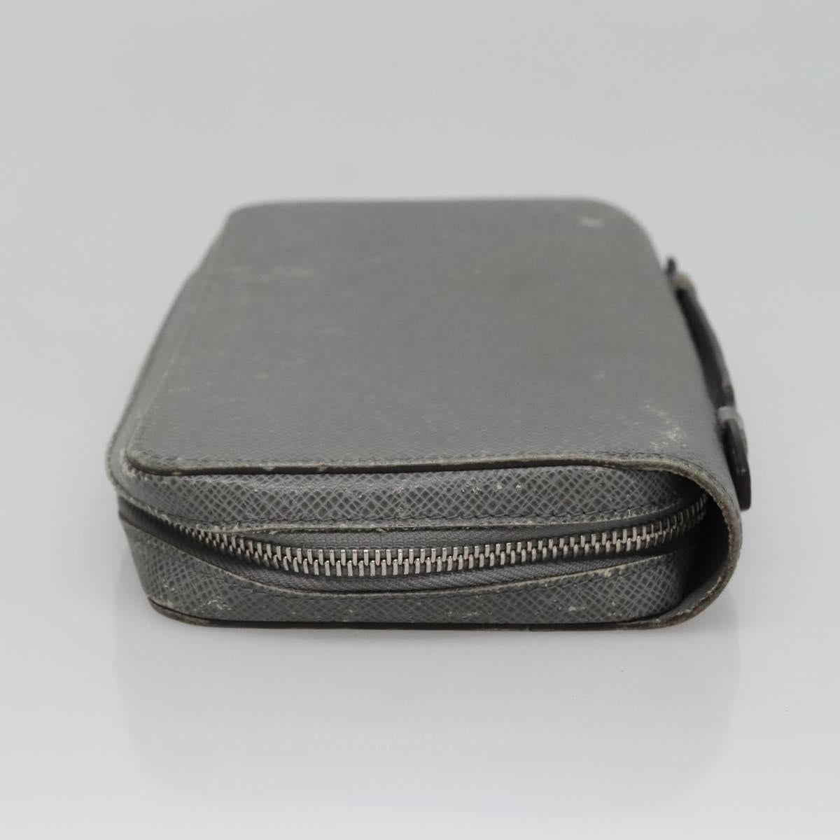 LOUIS VUITTON Taiga Zippy XL Long Wallet Gracie M42856 LV Auth 137308