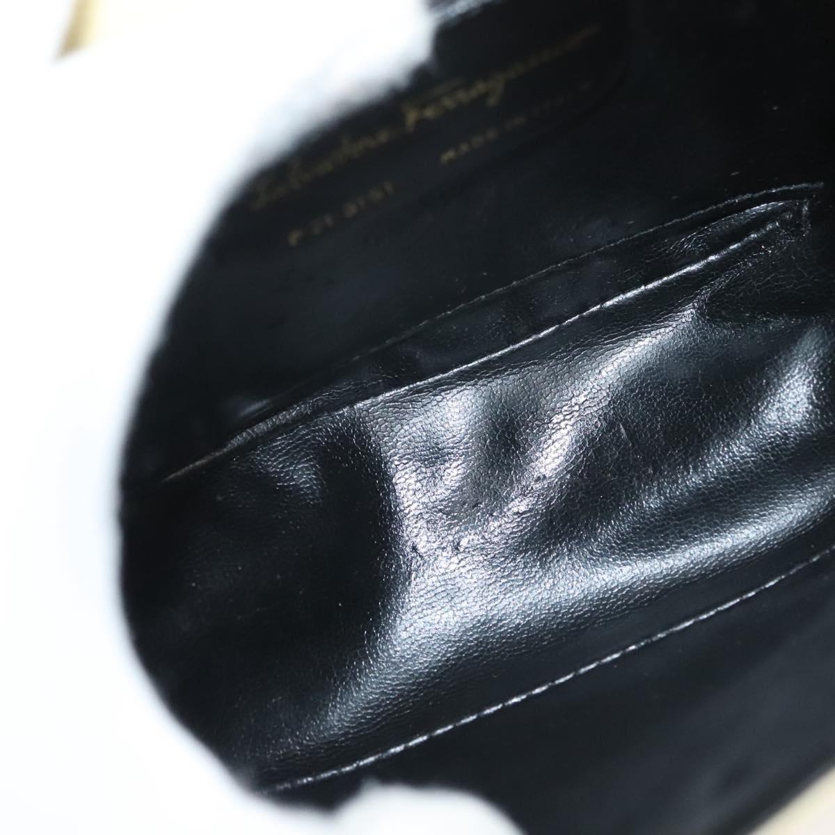 Salvatore Ferragamo Gancini Shoulder Bag Suede Beige Gold Auth 137419