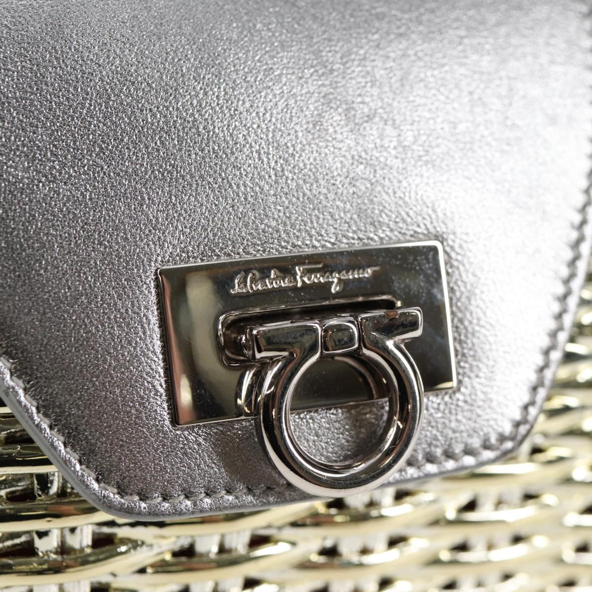 Salvatore Ferragamo Gancini Hand Bag Rattan Gold Auth 137497V