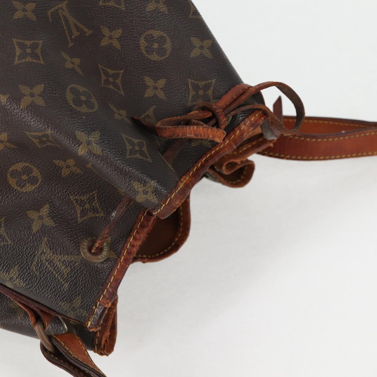 LOUIS VUITTON Monogram Petit Noe Shoulder Bag M42226 LV Auth 137554