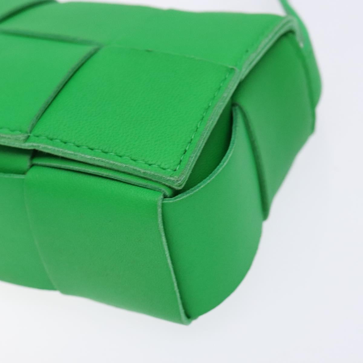 BOTTEGA VENETA MAXI INTRECCIATO Candy Cassette Bag Leather Green Auth 137583