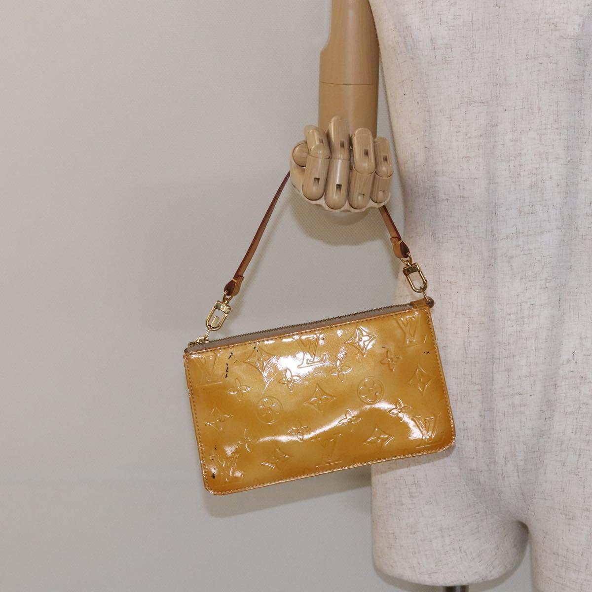 LOUIS VUITTON Monogram Vernis Lexington Accessory Pouch Beige M91010 Auth 138279