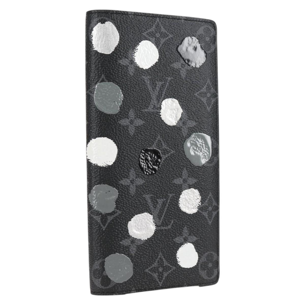 LOUIS VUITTON Monogram Eclipse (LV x YK) Portefeuille Plaza M81932 Auth 138477M