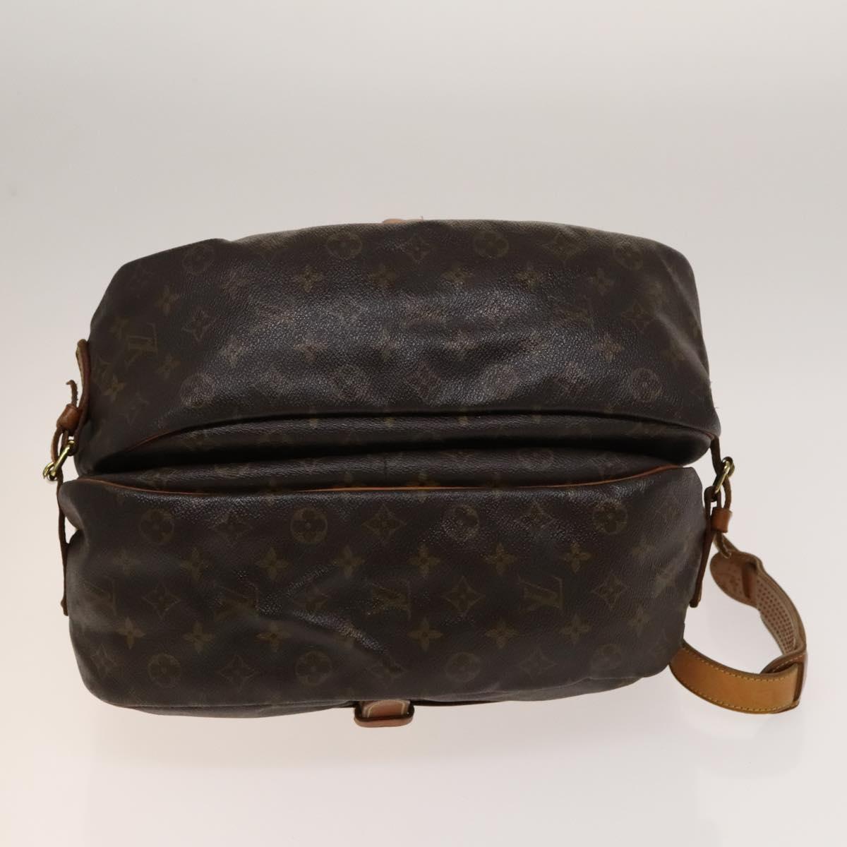 LOUIS VUITTON Monogram Saumur 35 Shoulder Bag M42254 LV Auth 138785