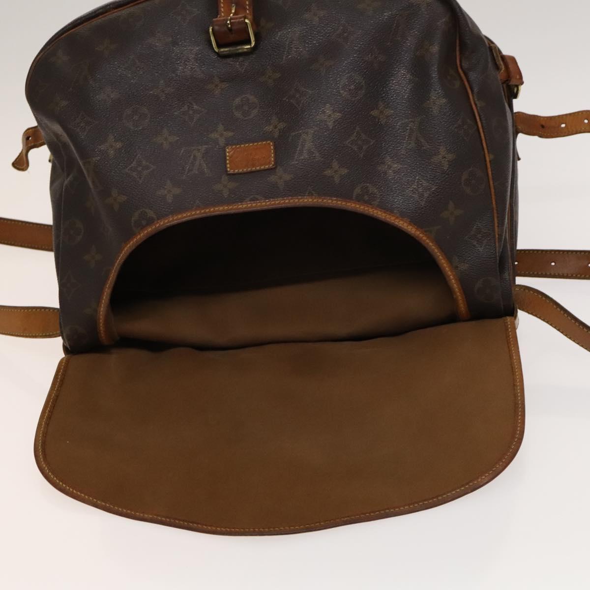 LOUIS VUITTON Monogram Saumur 35 Shoulder Bag M42254 LV Auth 138785