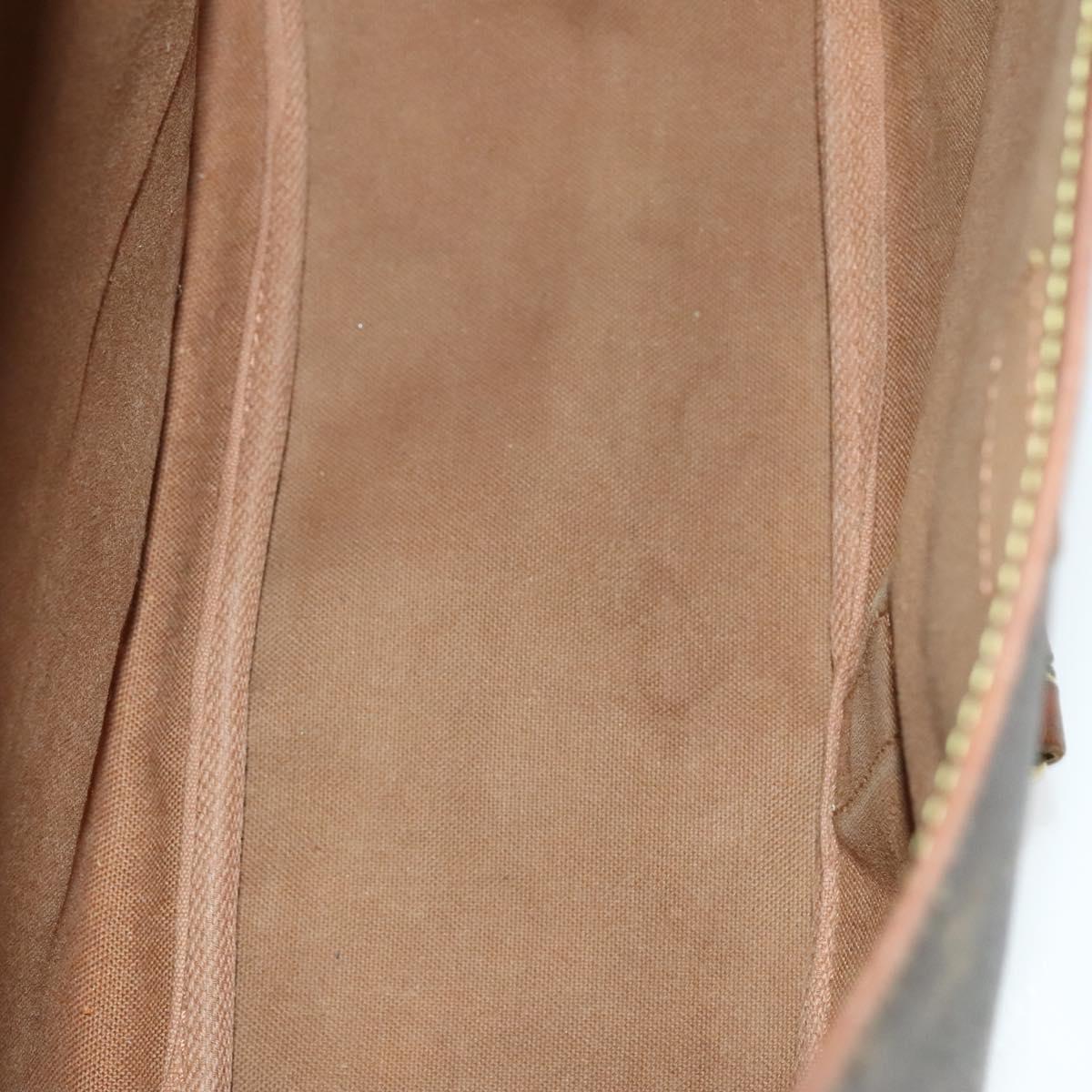 LOUIS VUITTON Monogram Saumur 35 Shoulder Bag M42254 LV Auth 138785