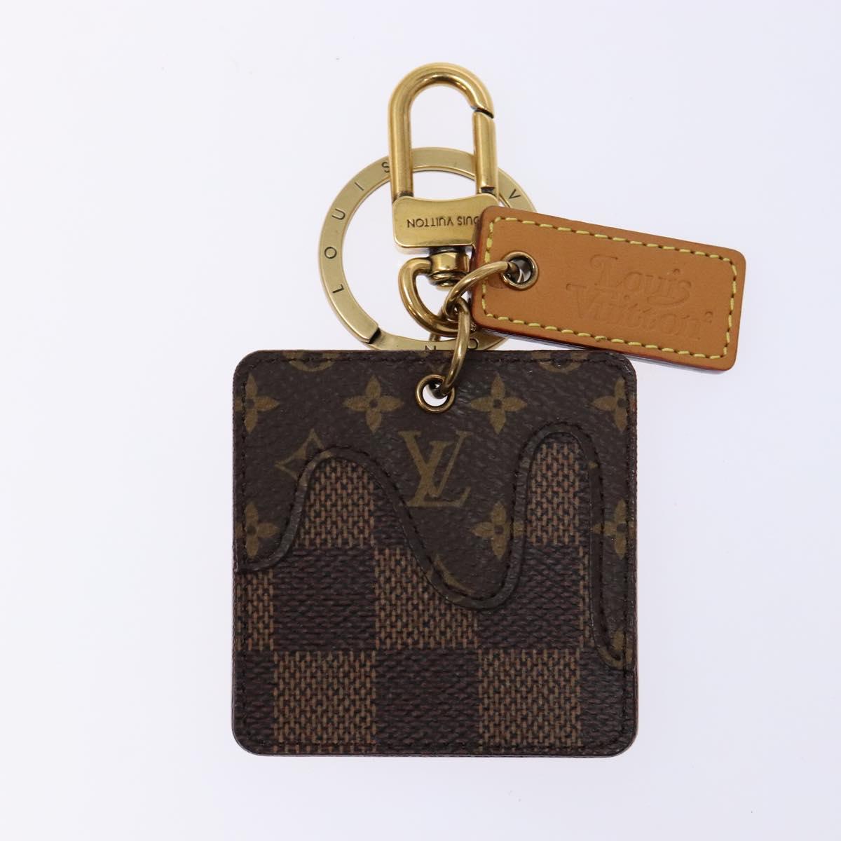 LOUIS VUITTON Damier Giant NIGO Collaboration Porte Cles MP2713 LV Auth 138913