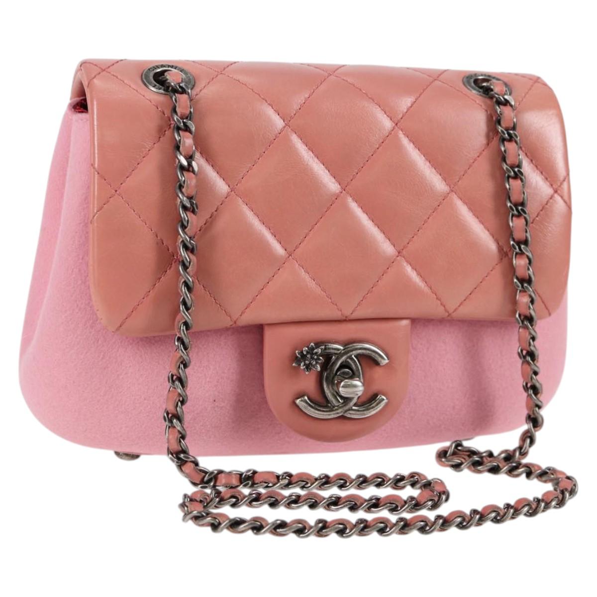 CHANEL Matelasse 20 Chain Shoulder Bag Leather Pink CC Auth 138985A