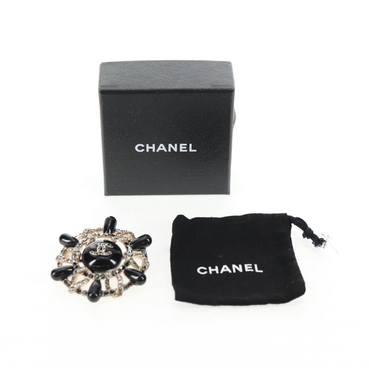 CHANEL Brooch metal Black CC Auth 139036M