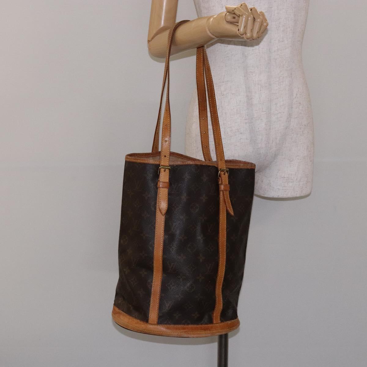 LOUIS VUITTON Monogram Bucket GM Shoulder Bag M42236 LV Auth 139423