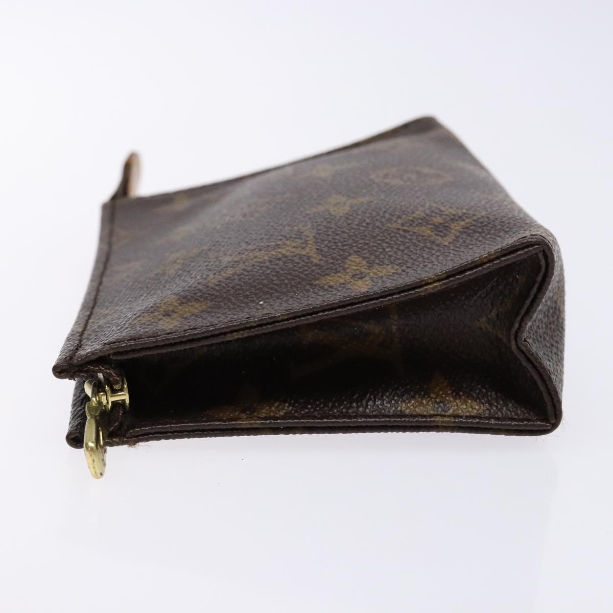 LOUIS VUITTON Monogram Poche Toilette 15 Pouch M47546 LV Auth 139618
