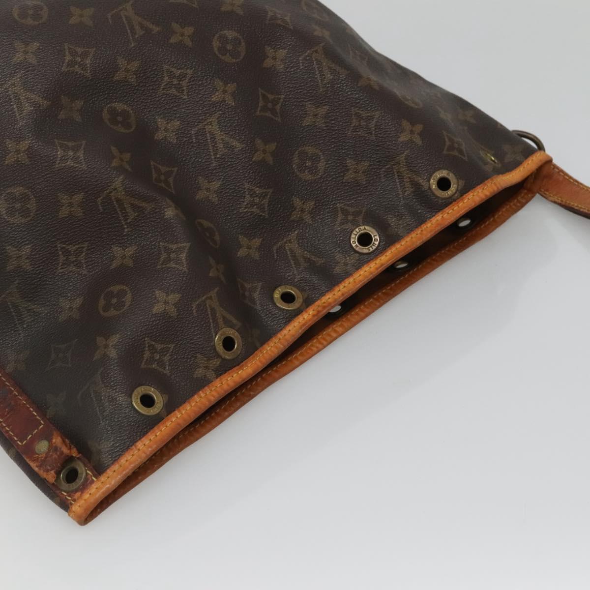 LOUIS VUITTON Monogram Petit Noe Shoulder Bag M42226 LV Auth 139670
