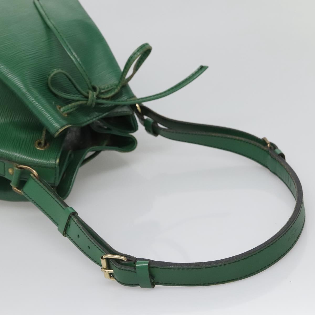 LOUIS VUITTON Epi Noe Shoulder Bag Green M44004 LV Auth 139880