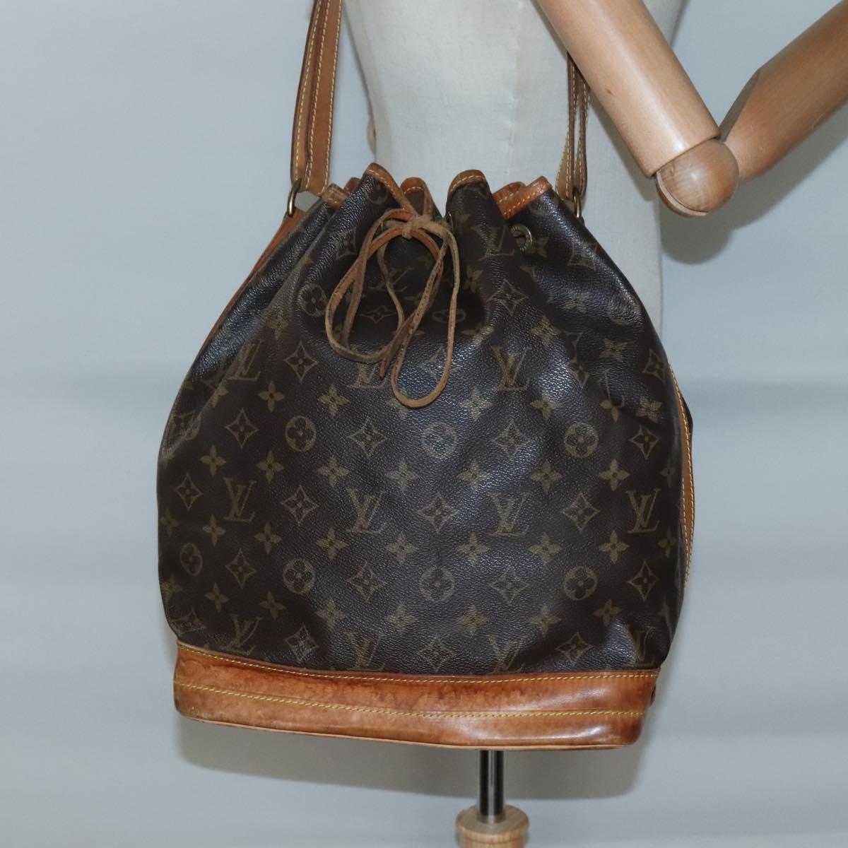 LOUIS VUITTON Monogram Noe Shoulder Bag M42224 LV Auth 139965