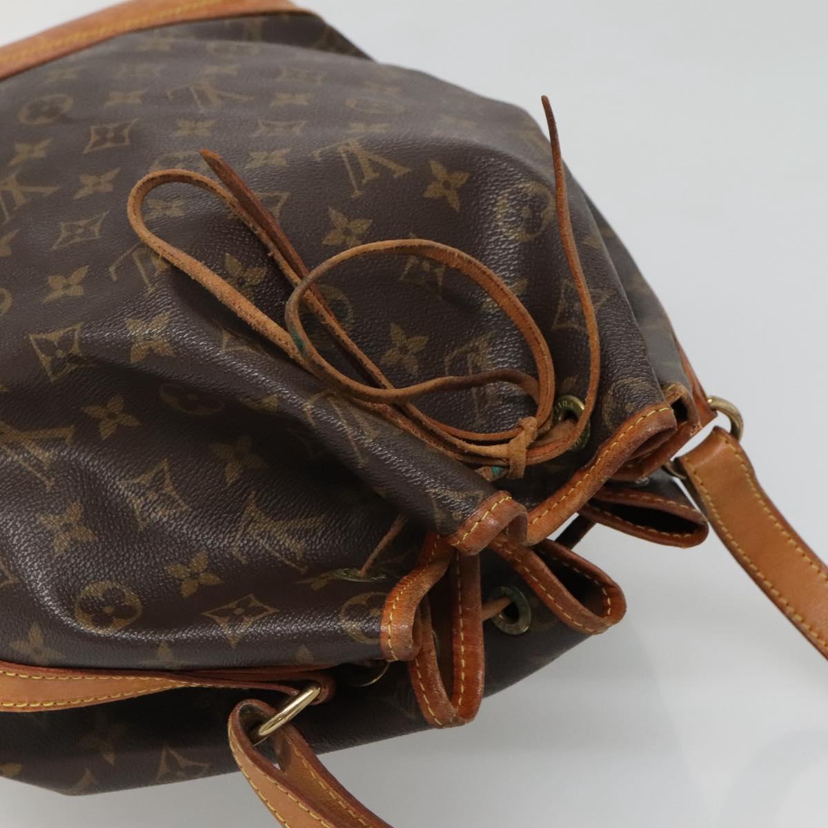 LOUIS VUITTON Monogram Noe Shoulder Bag M42224 LV Auth 139965