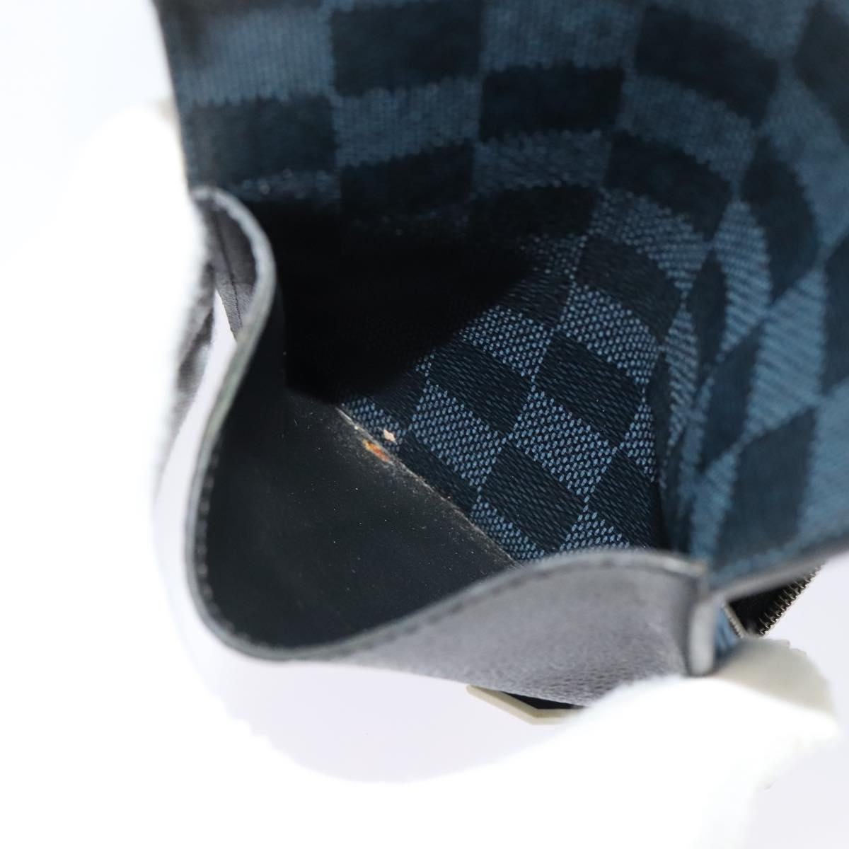 LOUIS VUITTON Damier Graphite Pochette Phone Shoulder Bag N41630 LV Auth 140090