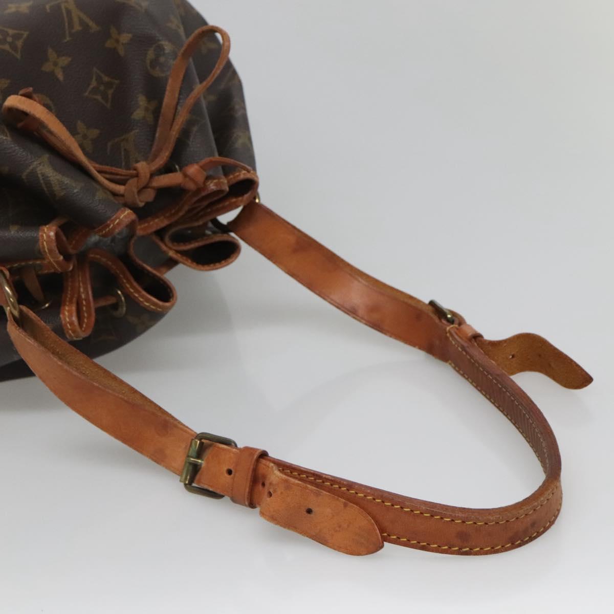 LOUIS VUITTON Monogram Petit Noe Shoulder Bag M42226 LV Auth 140210