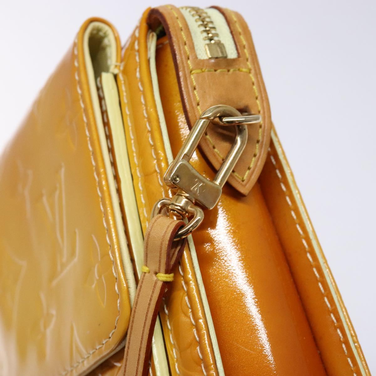 LOUIS VUITTON Monogram Vernis Motto Pouch Lime Yellow M91059 LV Auth 140221